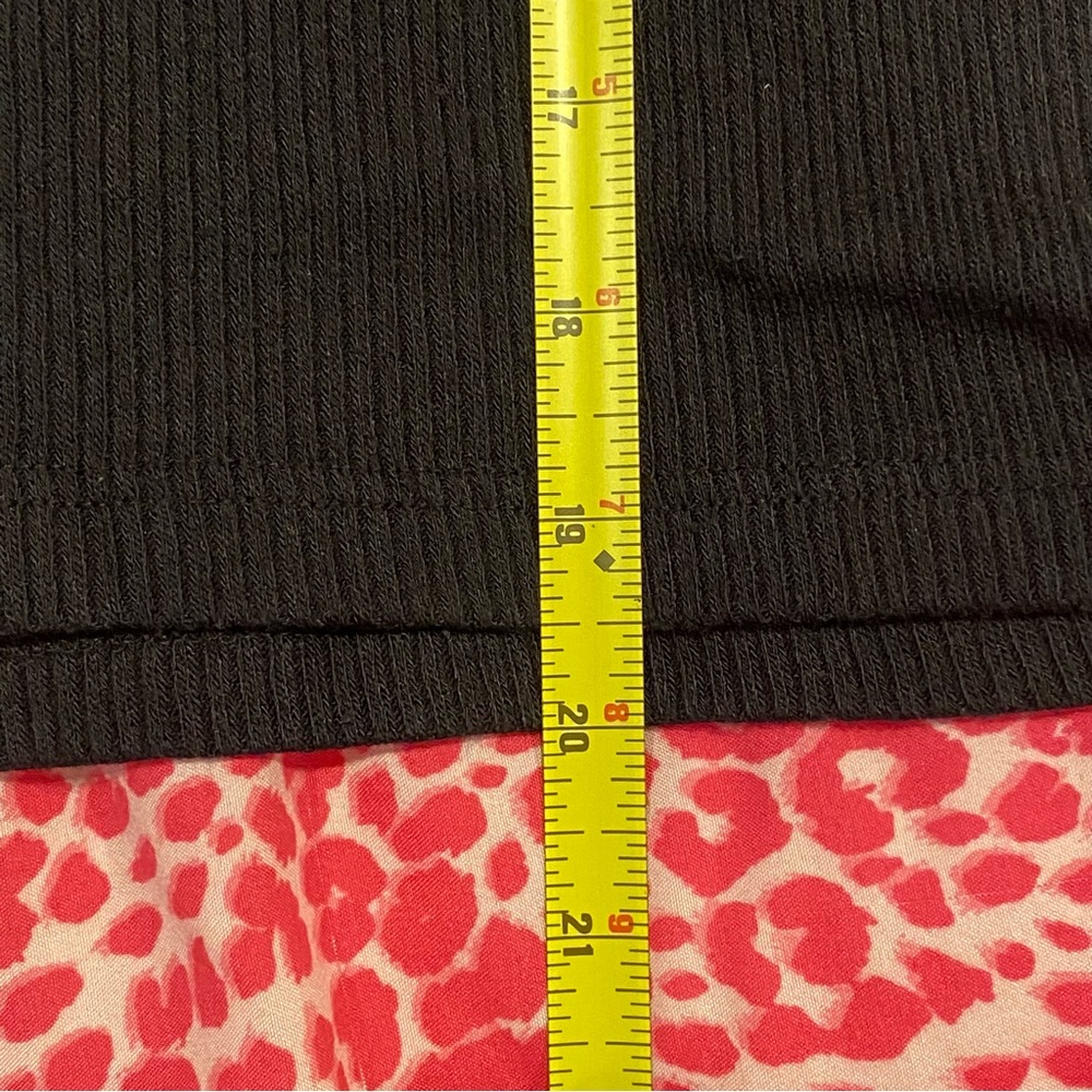 Turtle Neck - Picture 8 of 9